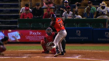 Jeimer Candelario's solo home run