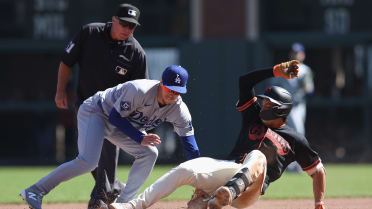 Hernández nabs Whitcomb at second base, call stands