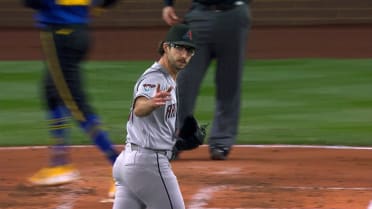 Zac Gallen strands runners on corners in the 4th