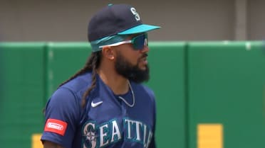 J.P. Crawford's nice diving stop