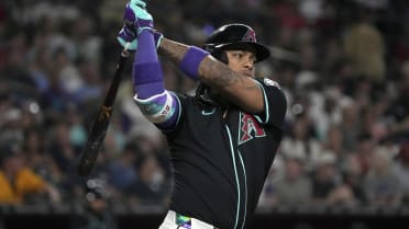 Ketel Marte's RBI infield single