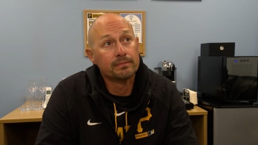 Don Kelly recaps the win in extras vs. Mets