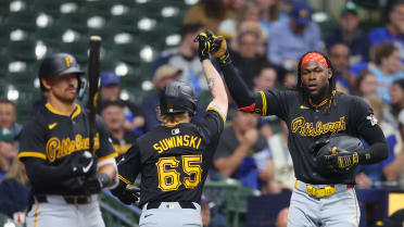 Jack Suwinski's two-run home run (3)