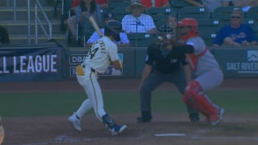 Alfredo Duno nabs Dylan Campbell at second base