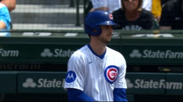 Kyle Tucker singles to right