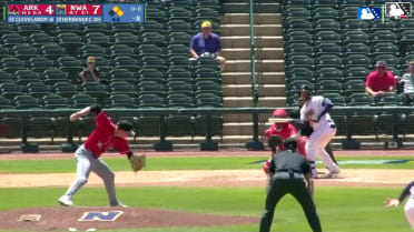 Tyler Cleveland Ball to Omar Hernandez