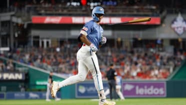 Daylen Lile's game-tying homer (8)