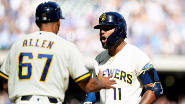 Field View: Jackson Chourio's go-ahead single