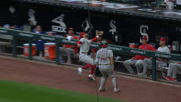 Bryce Harper's reaching snag