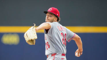 Looking at Chase Burns' seven-year deal with the Reds