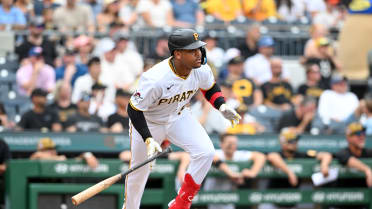 Esmerlyn Valdez's RBI single