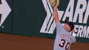 Kerry Carpenter's running snag 