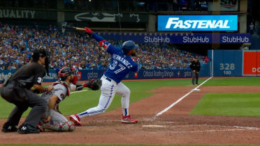 Teoscar Hernández's RBI double, 06/12/2023