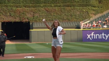 Jacy Sheldon throws out first pitch