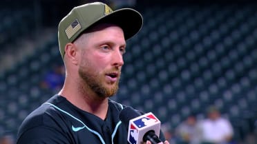 Merrill Kelly on first-career complete game