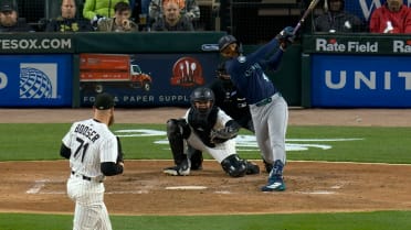 Julio Rodríguez pega grand slam