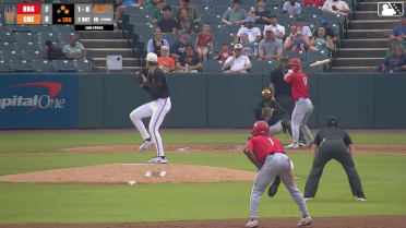 Sam Petersen doubles (14) on a sharp line drive to left fielder Fernando Peguero. Johnathon Thomas scores. Devin Fitz-Gerald scores.