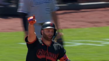 Jonrón de 2 careras de Casey Schmitt