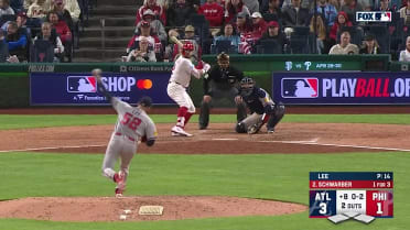 La espectacular jugada de Ozzie Albies