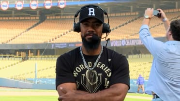 Teoscar Hernández on WS parade, facing the Blue Jays