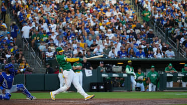 Jonah Heim's RBI single