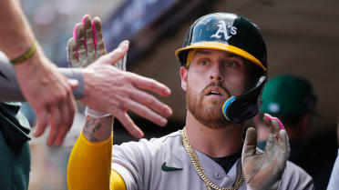 Tommy White scores on groundout