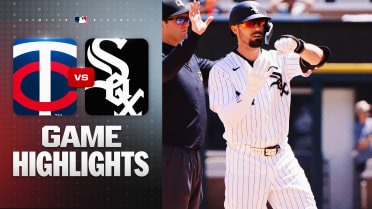Grichuk hits bases-clearing double in White Sox win