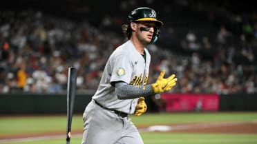 Jacob Wilson's solo home run (6)
