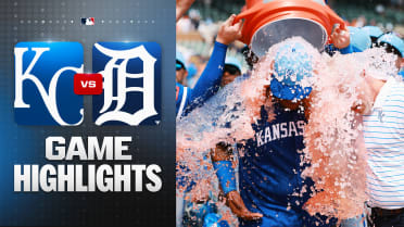 Salvador Perez breaks home run record in Royals' win