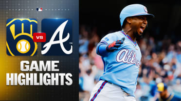 Albies lifts Braves with walk-off in two-homer game