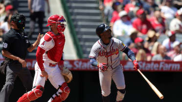Elevado de sacrificio de Ozzie Albies 