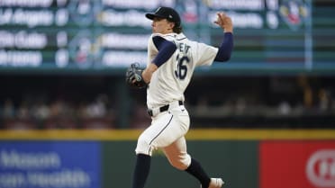 Logan Gilbert poncha a Trea Turner