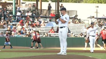 Robby Snelling strikes out seven in six innings
