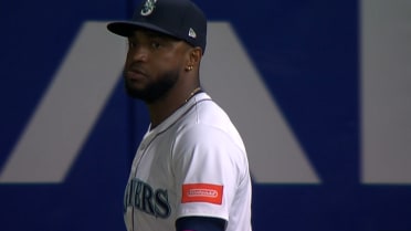 Victor Robles' jumping catch
