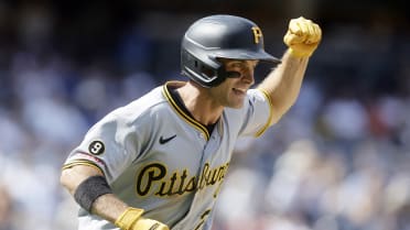 Jake Mangum empuja con hit