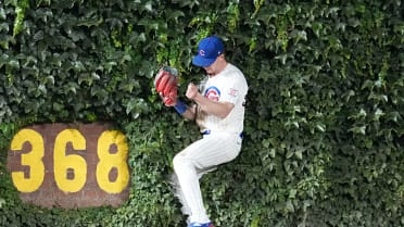 Pete Crow-Armstrong's running catch
