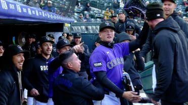 TJ Rumfield's insane catch in foul territory