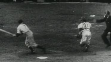 Yankees rally in 9th after dropped third strike