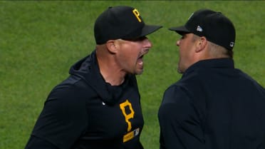 Don Kelly es expulsado en la 8va