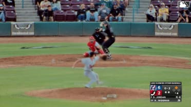 Ryan Wideman singles on a line drive to right fielder Lucas Ramirez. Qrey Lott scores. Ryan Wideman to 2nd.