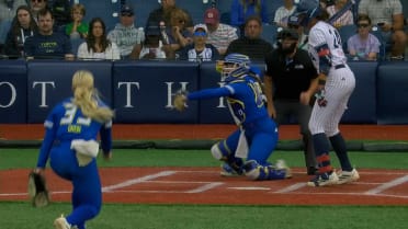 Haley Lee catches Korbe Otis stealing