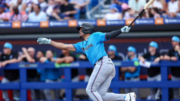 Christopher Morel pega fly de sacrificio