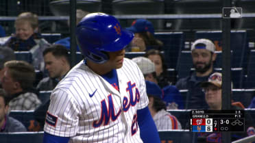 Juan Soto's playful interaction with Nats catcher