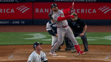Wilyer Abreu, Willson Contreras lead Red Sox Top 5