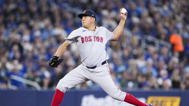 Ranger Suarez fans 10, flirts with no-hitter