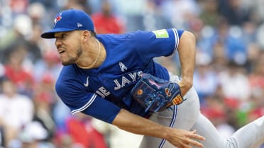 José Berríos gets Brandon Marsh looking for fifth K
