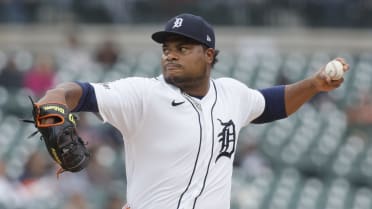 Framber Valdez strikes out James Wood
