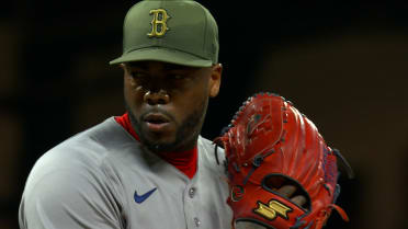 Contreras, strong defense lead Red Sox Top 5