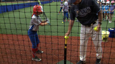 Rays host a youth softball clinic
