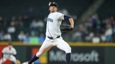 Logan Gilbert strikes out Austin Wynns